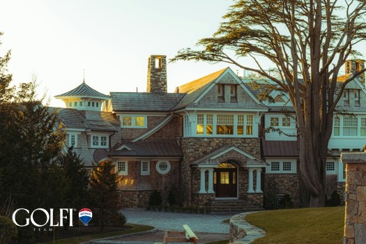 Stepping Into Luxury Real Estate: What Really Happens in a High-Value Deal